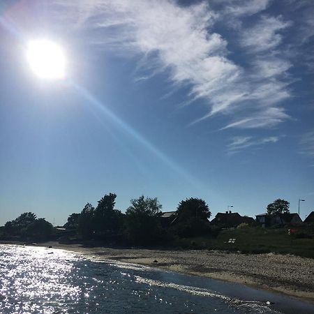 Stuga Naera Havet Ystad Exterior photo